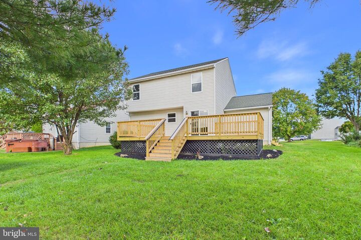 Property Photo: 506 Mason Drive DE 19720
