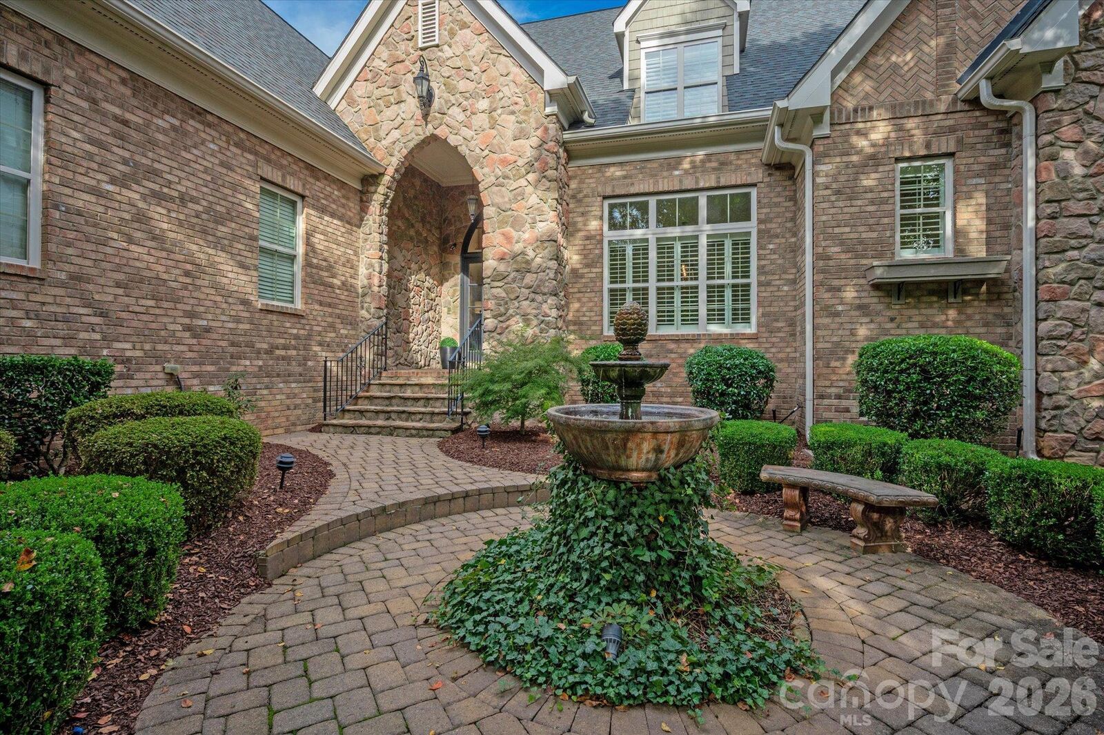 Property Photo: 1617 Lookout Circle NC 28173