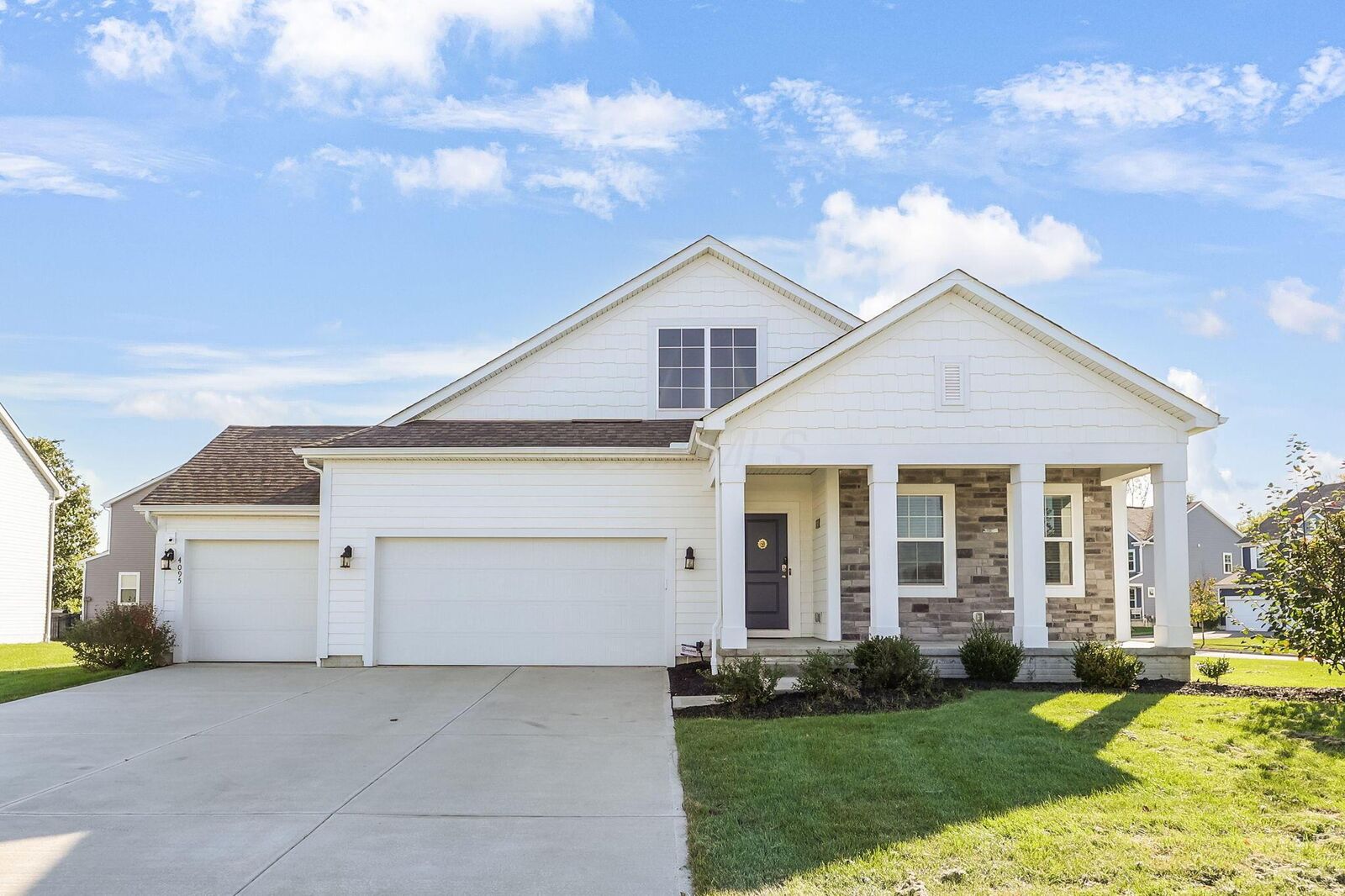 Property Photo: 4095 Parsley Place OH 43015