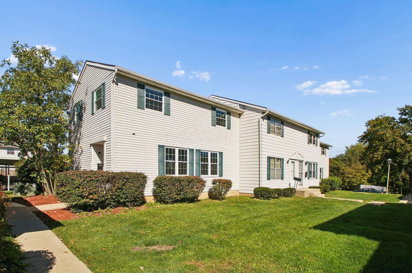 Property Photo:  2843 Conrad Drive  OH 43207 