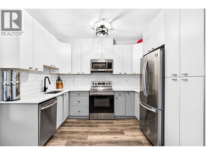 Property Photo:  12320 222 Street 318  BC V2X 4K8 