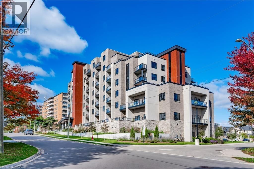 Property Photo:  30 Hamilton Street South 304  ON L8B 1V8 