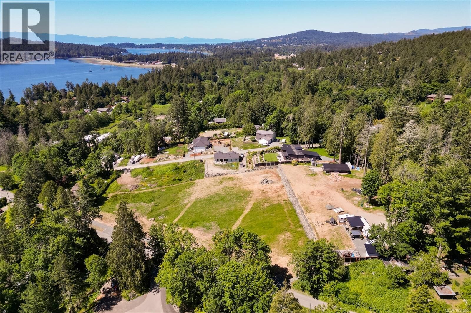 Property Photo:  2080 Harbourview Road  BC V9Z 2A1 