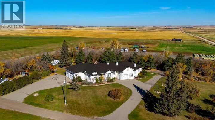 Property Photo:  262035 Range Road 282  AB T4A 3C9 