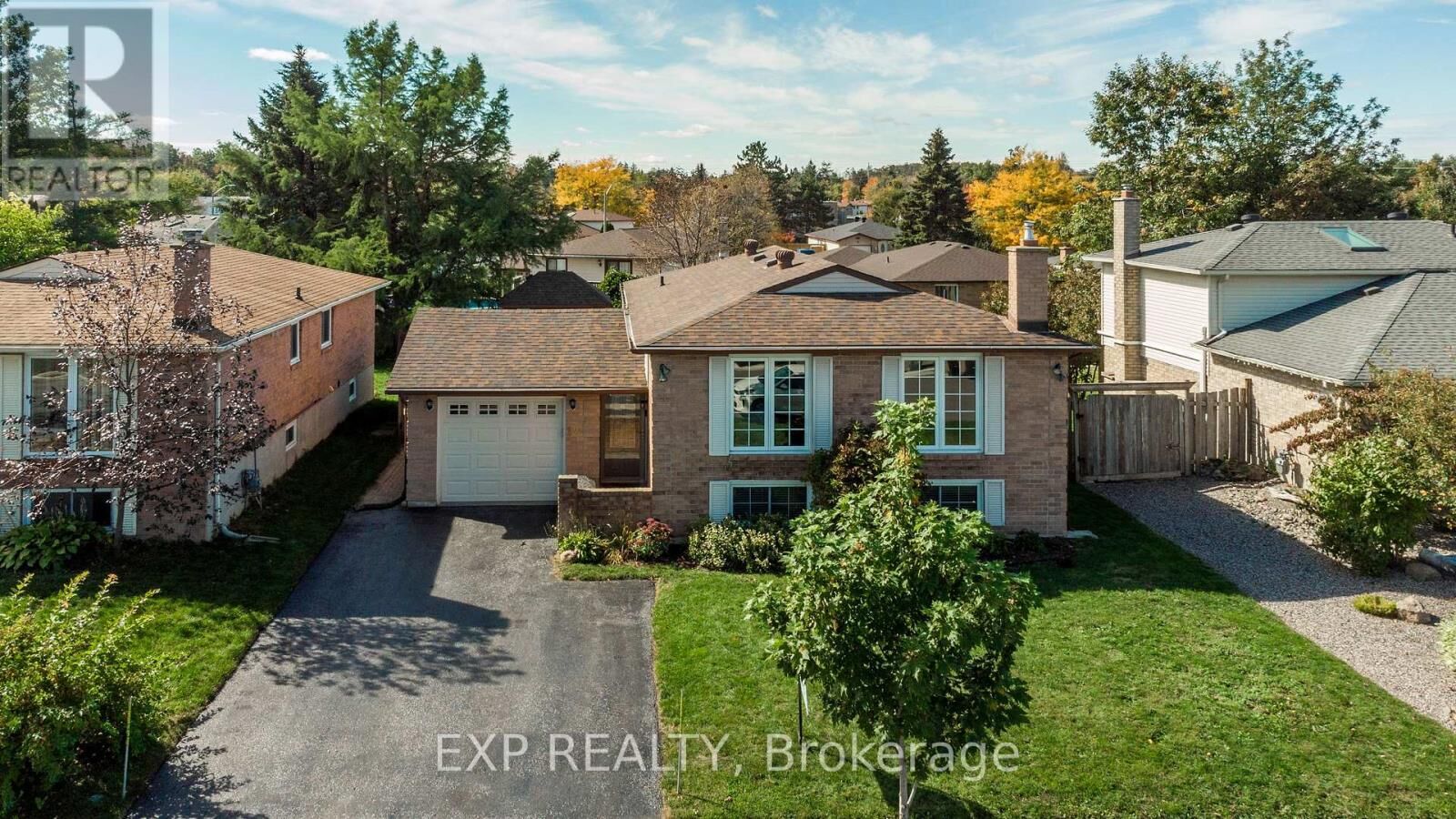 Property Photo: 12 Craig Crescent ON L4N 5X2