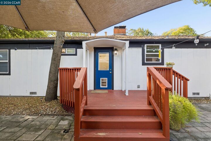 Property Photo: 2759 Warner Ln CA 94523