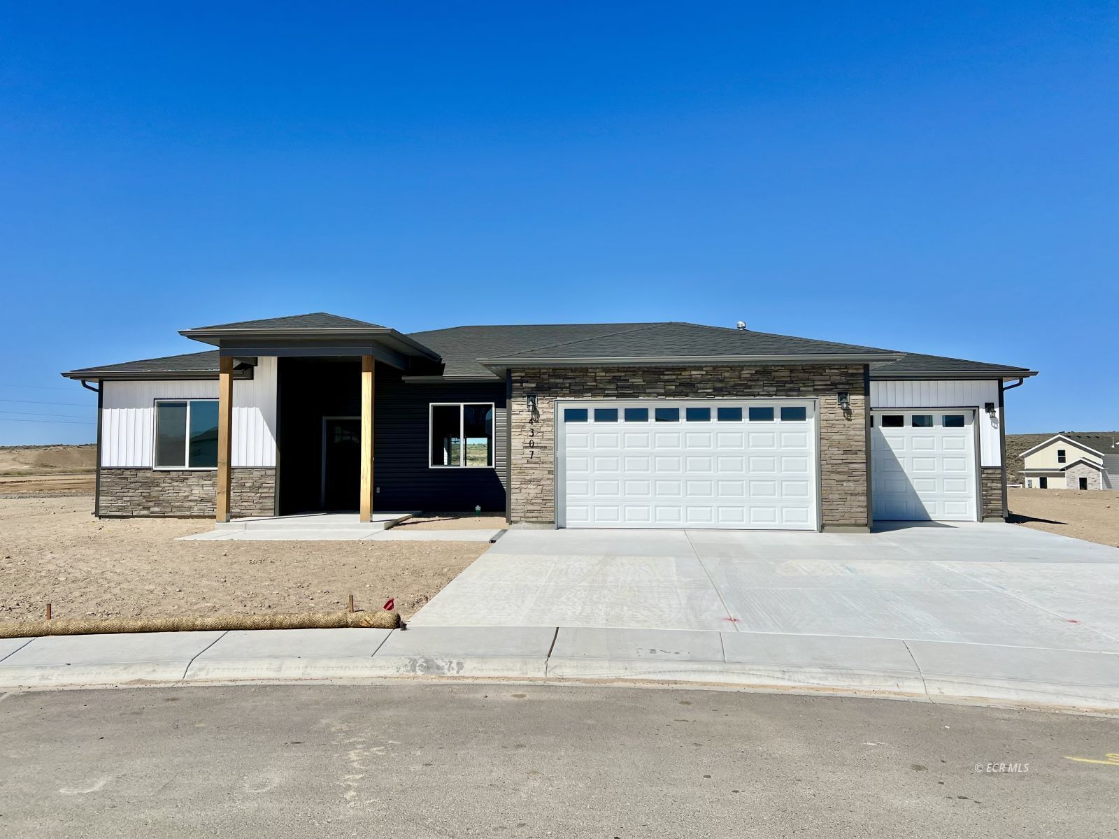 Property Photo:  472 Foxridge Drive  NV 89815 