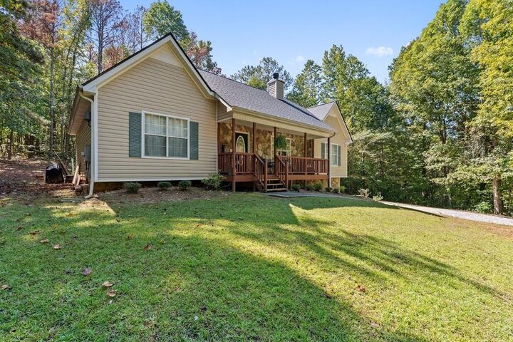 Property Photo: 795 Woodruff Road GA 30116