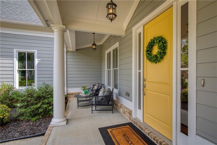 Property Photo: 4115 Williams Point Drive GA 30028