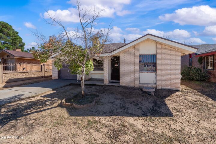 Property Photo:  1576 Dick Mayers Drive  TX 79936 