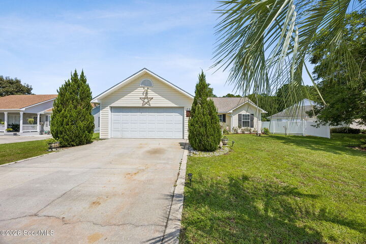Property Photo: 20 Lakefront Drive GA 31558