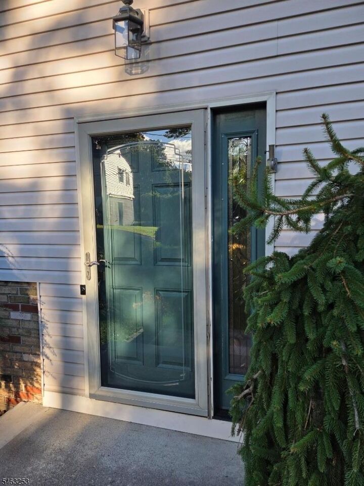 Property Photo:  9 Mildred Ave  NJ 07874 