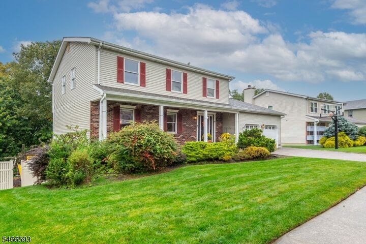 Property Photo: 86 Point View Pkwy NJ 07470