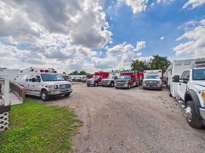 Property Photo:  3722 Ocee Street  TX 77063 