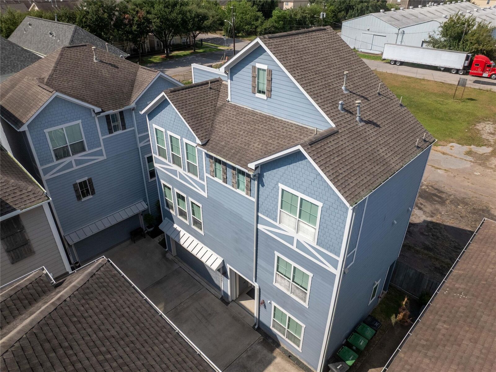 Property Photo:  3009 Bell Street B  TX 77003 
