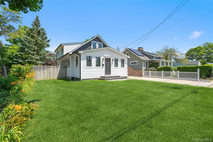 Property Photo:  55 Cleveland Street  NY 11772 