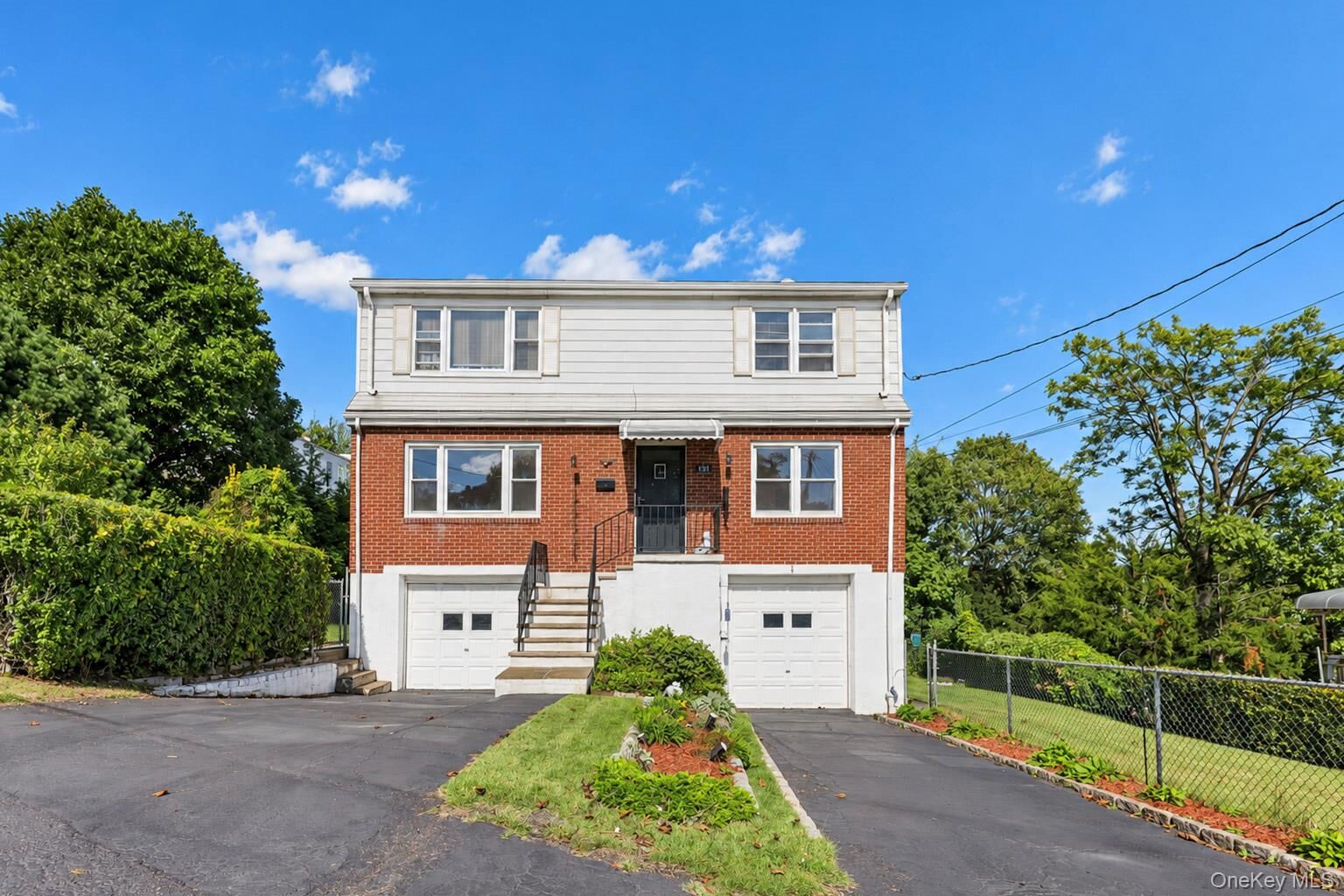 Property Photo:  191 Hildreth Place  NY 10704 