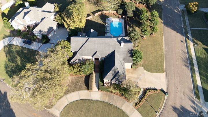 Property Photo: 7167 Wyngrove Drive AL 36117