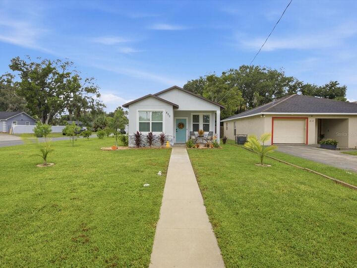 Property Photo:  820 Pecan Avenue  FL 32771 
