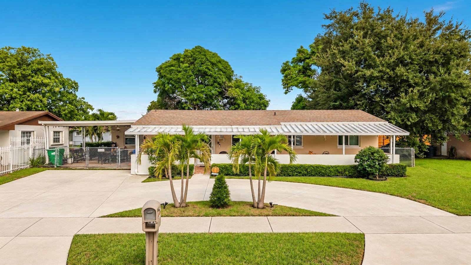 Property Photo:  19731 NW 33rd Avenue  FL 33056 