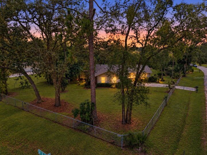 Property Photo: 6542 SW County Rd 100A FL 32091