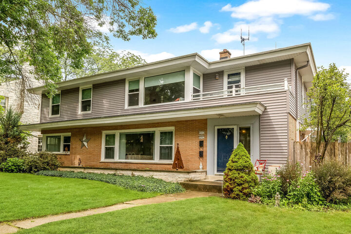 Property Photo:  4441 N Wildwood Ave  WI 53211 