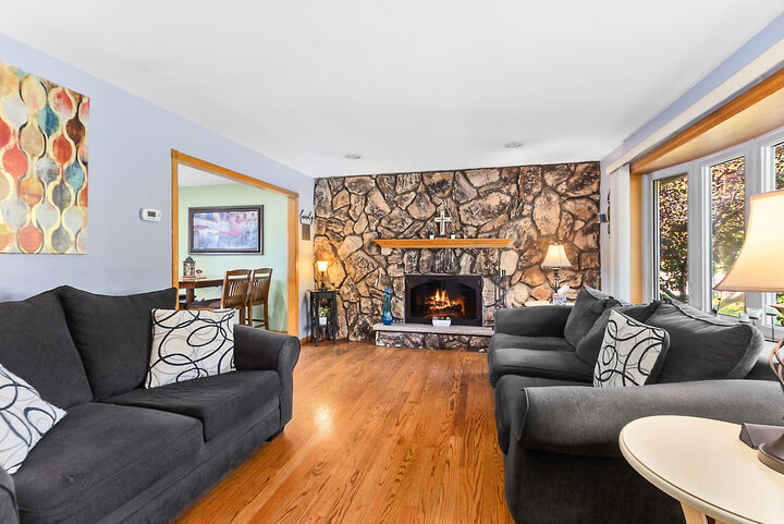 Property Photo:  8301 Narragansett Avenue  IL 60459 