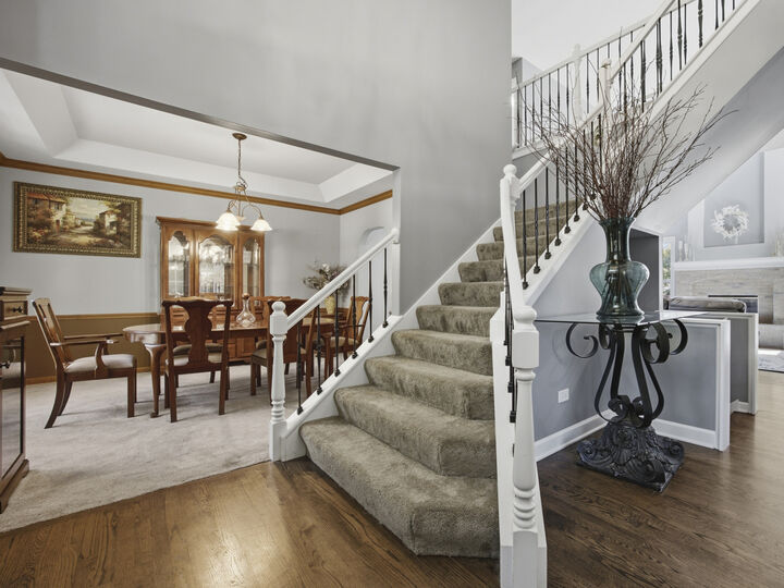 Property Photo:  2559 Walnut Avenue  IL 60134 