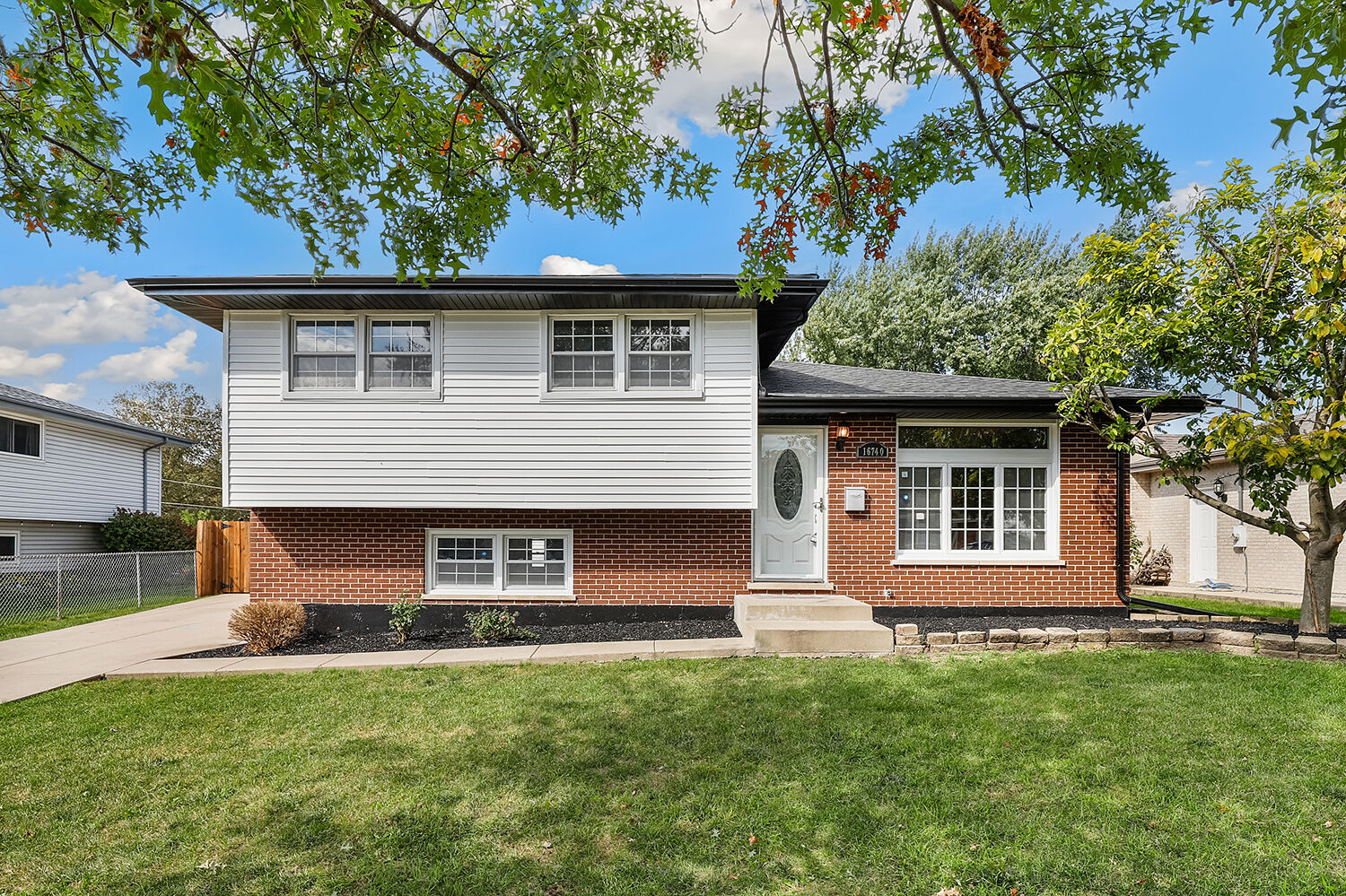 Property Photo:  16740 Oleander Avenue  IL 60477 