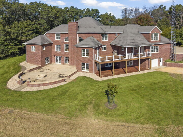 Property Photo: 1349 Sleepy Hollow Road IL 61310