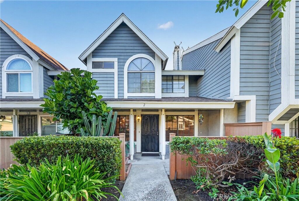 Property Photo:  12075 Foster Road 2  CA 90650 