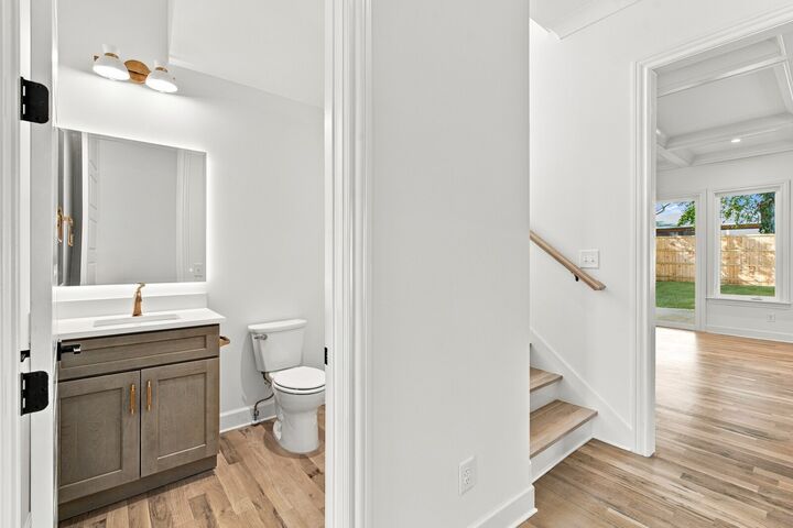 Property Photo: 1721A Marsden Ave TN 37216