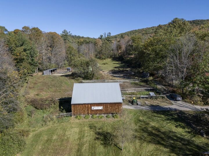 Property Photo:  148 County Farm Road  NH 03743 