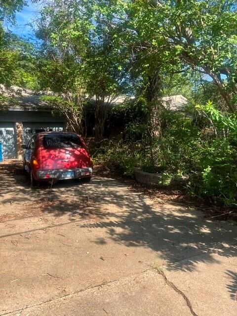 Property Photo:  319 Rock Glen Street  TX 75115 