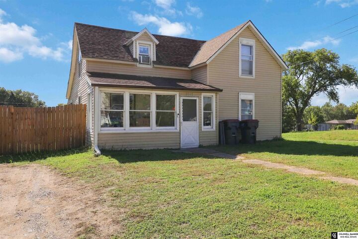 Property Photo:  1601 Market Street  NE 68310 