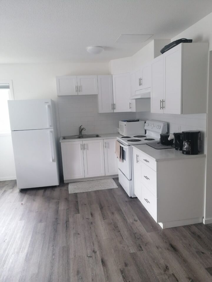 Property Photo:  631 Burns Street  BC V2A 4X2 