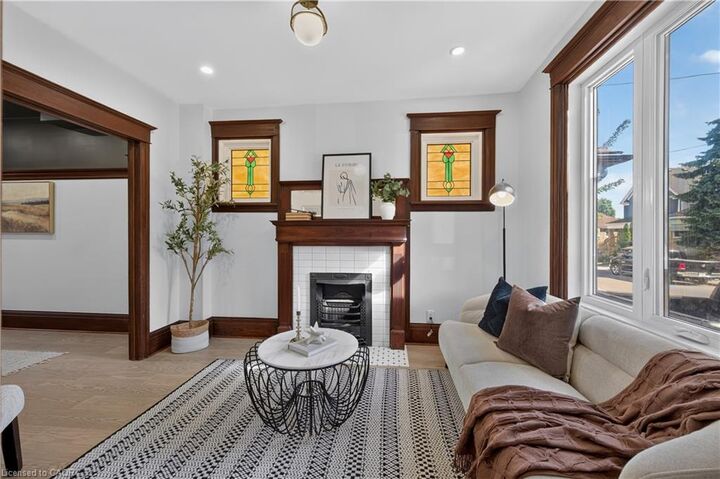 Property Photo:  145 Edgemont Street N  ON L8H 4E2 