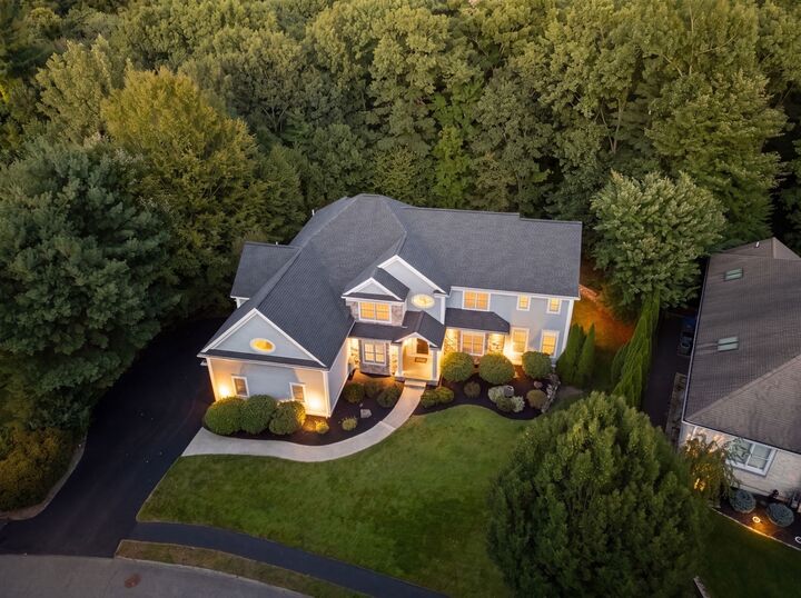 Property Photo: 7 Turtle Creek Circle MA 01545