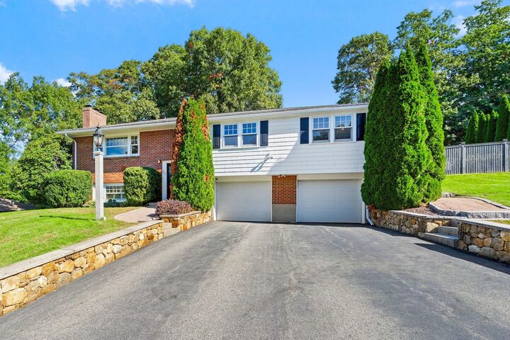 Property Photo:  20 Woodchester Cir  MA 02451 