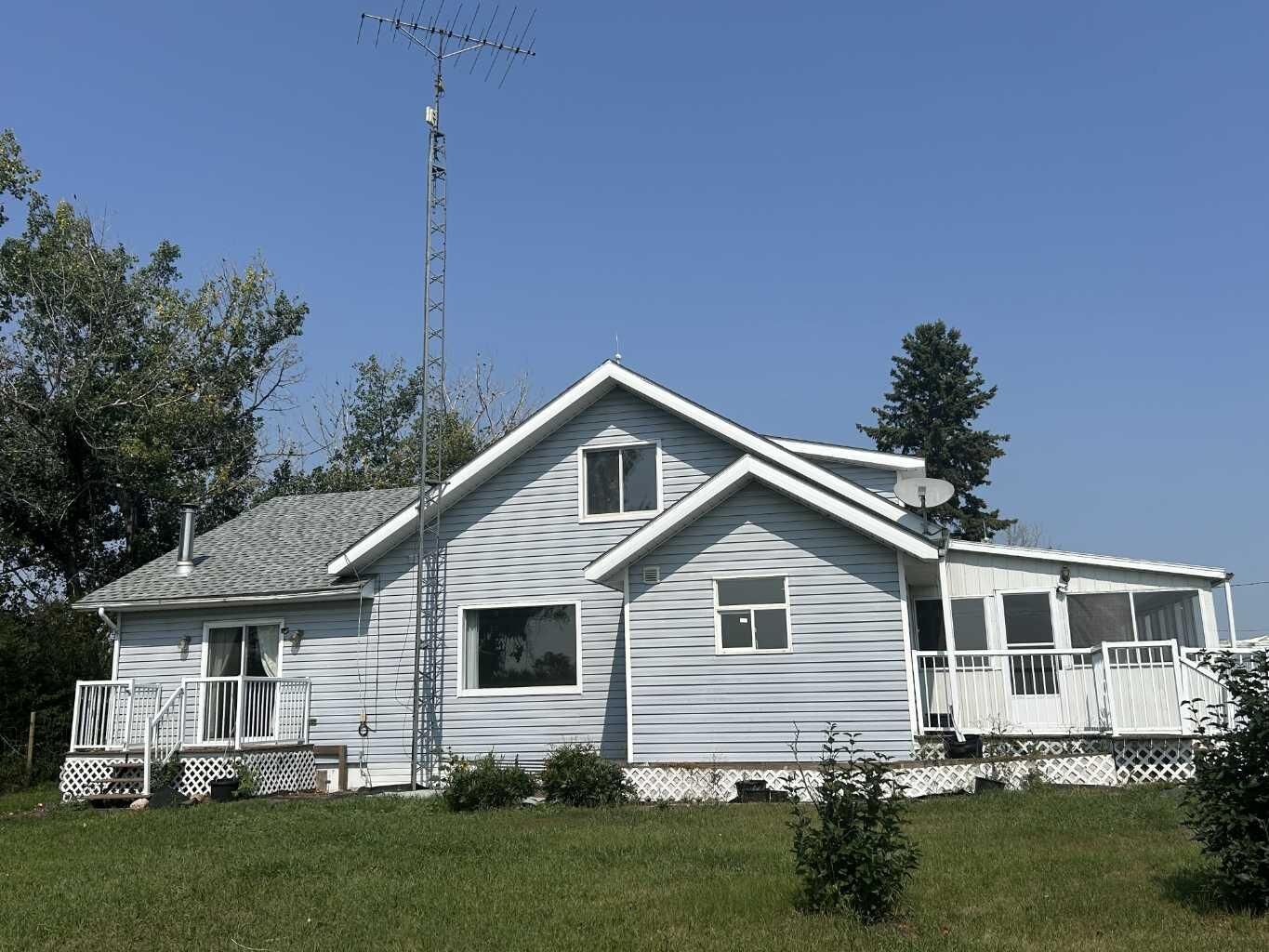 Photo de la propriété: 225074 583 Highway AB T0M 2A0