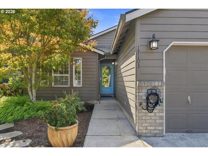 Property Photo:  17103 SE 18th St  WA 98683 