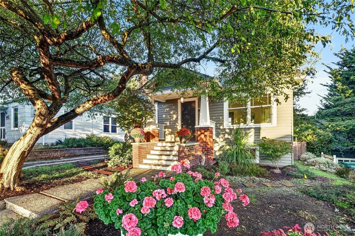 Property Photo: 6246 7th Avenue NW WA 98107