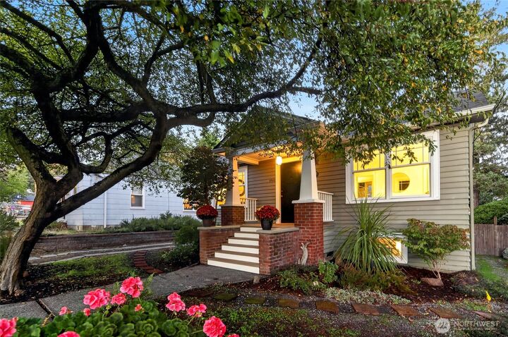Property Photo: 6246 7th Avenue NW WA 98107