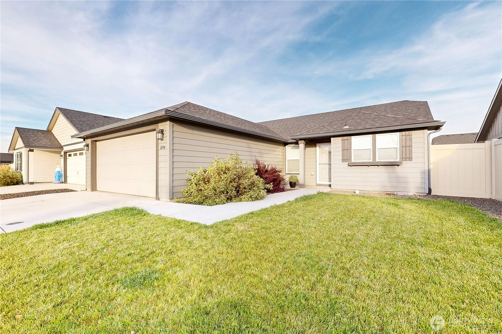 Property Photo: 1494 Michele Avenue WA 99362