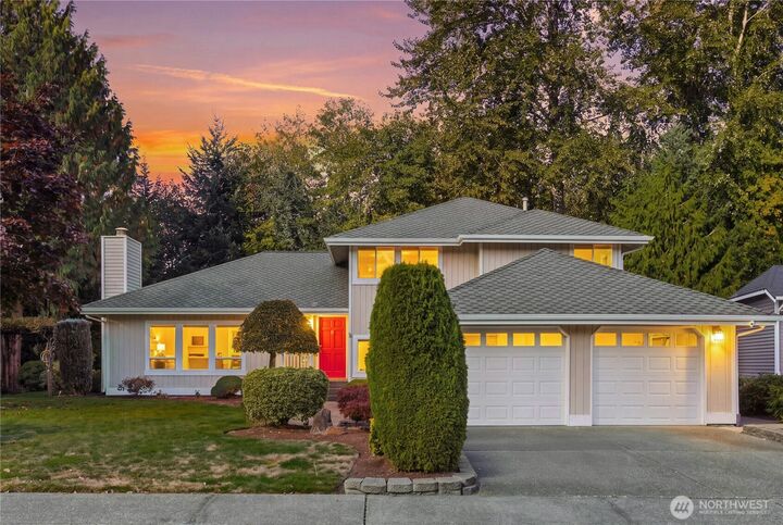 Property Photo:  18225  154th Place SE  WA 98058 