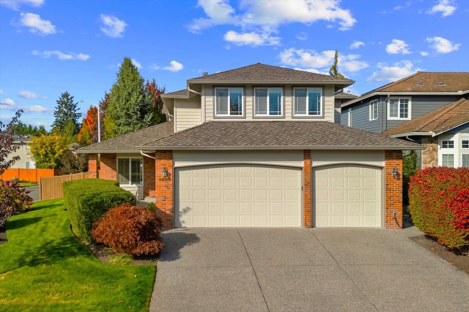 Property Photo:  4605  145th Place SE  WA 98296 