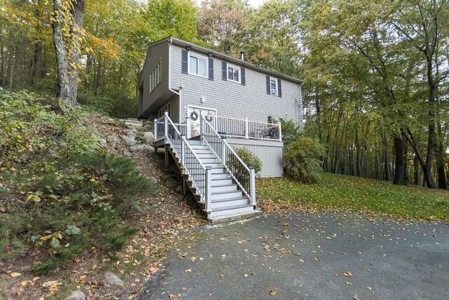 Property Photo:  986 Knotty Oak Road  RI 02816 