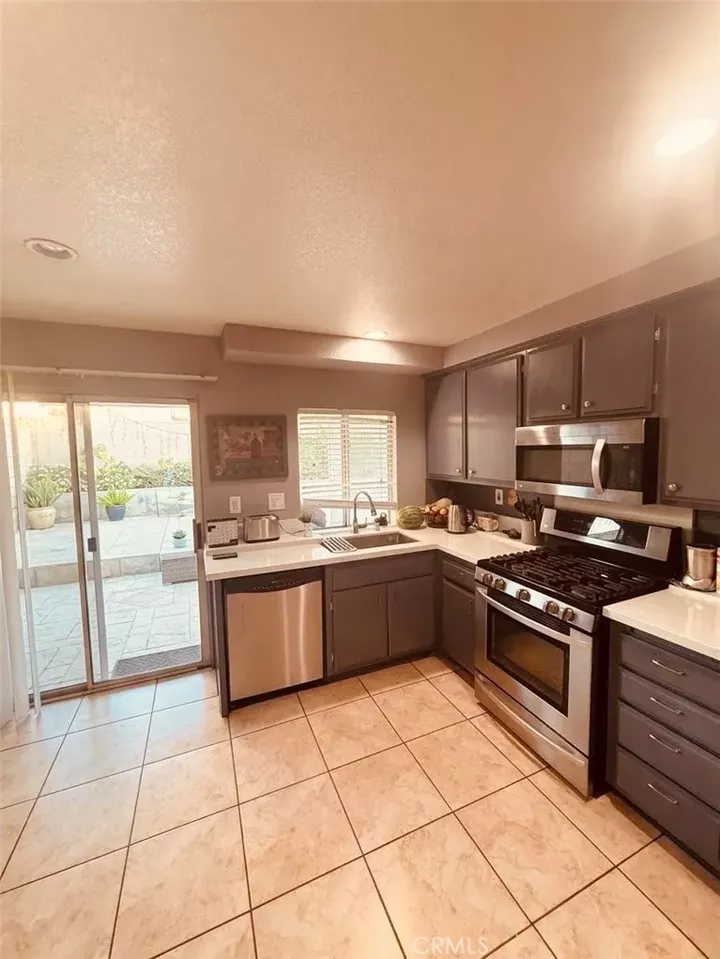Property Photo:  14239 Long View Drive  CA 92337 