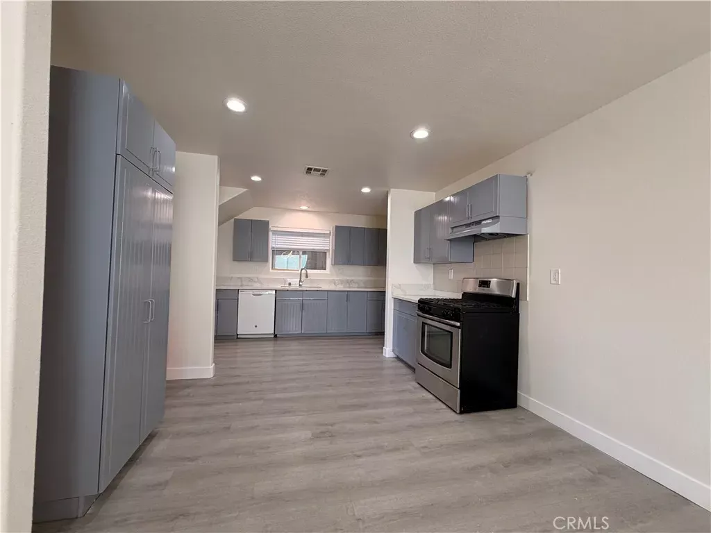 Property Photo:  905 W Sumner A - Front  CA 92530 