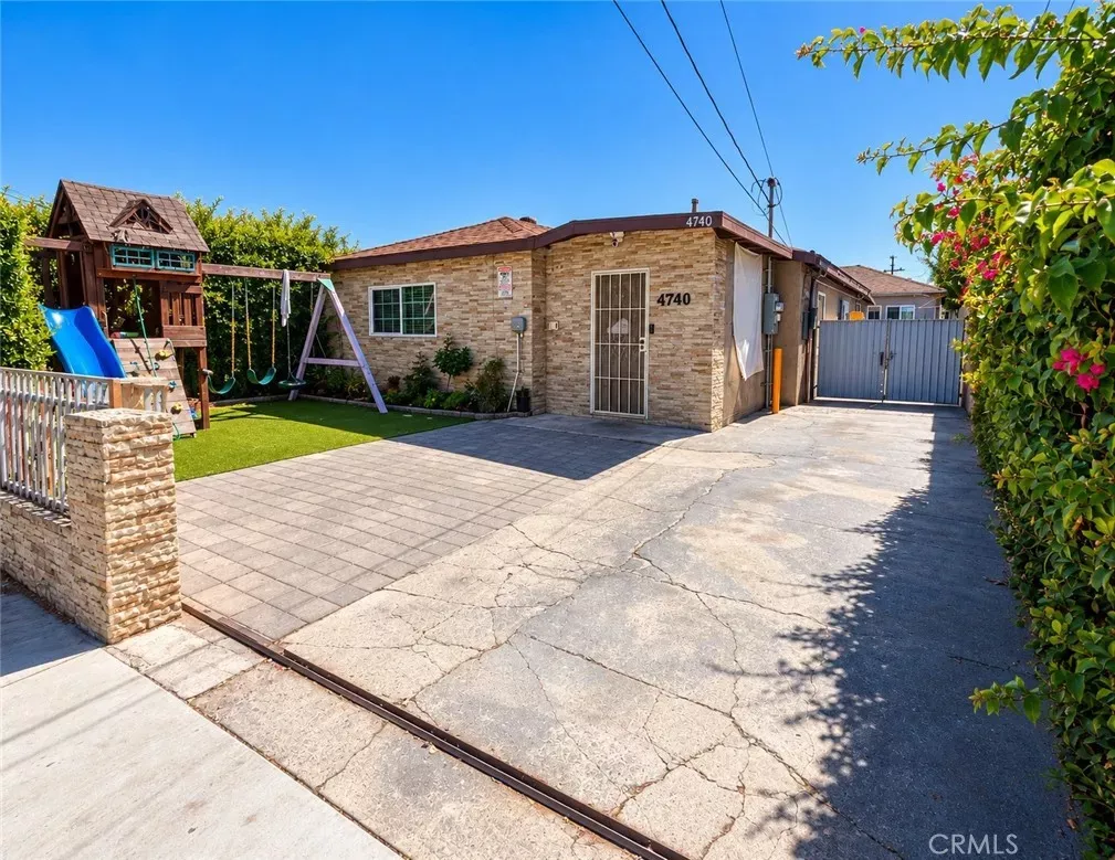 Property Photo:  4740 W 161st  CA 90260 